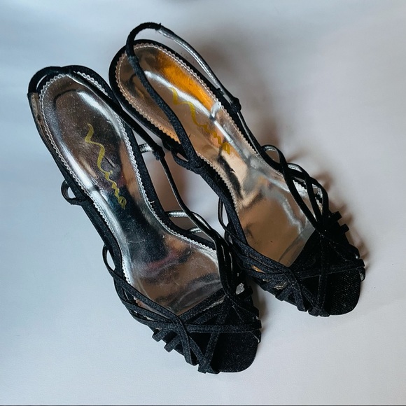 Nina shoes Size 8m. Black with silver sparkles - Picture 4 of 7